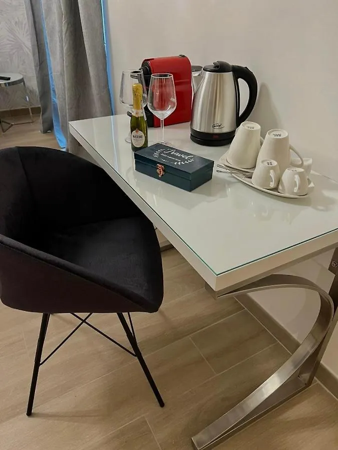 Relais Roma Vaticano - Metro Station Ottaviano 0*, 로마 이탈리아